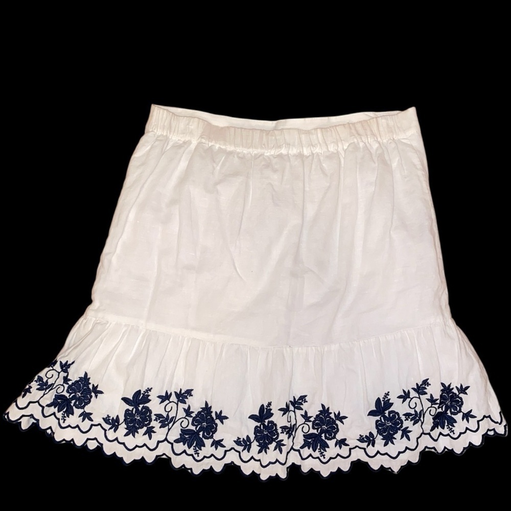 J. CREW Factory Navy Blue Floral Embroidered Mini Skirt White- Size Medium - Picture 4 of 7